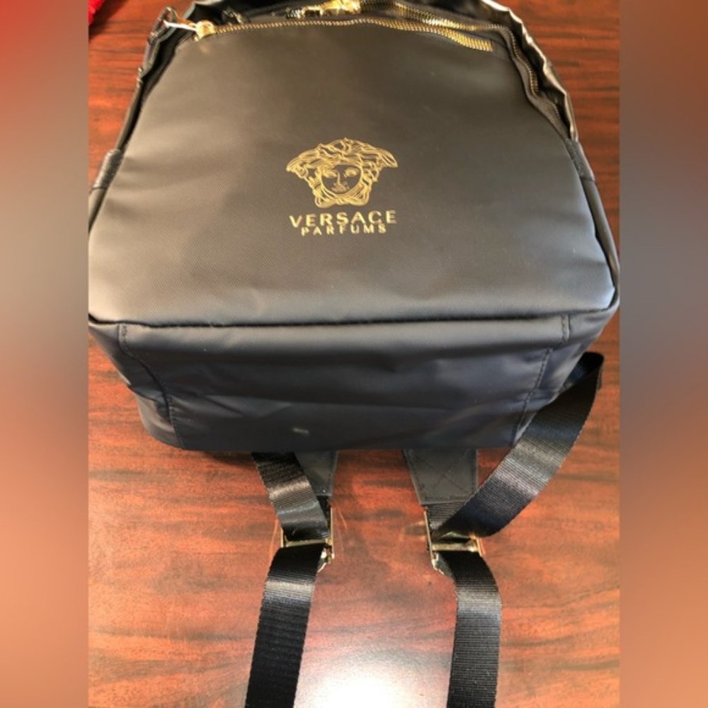 💥Moving to @the_bag_guy💥VERSACE PARFUMS - Women’s Backpack - Black and Gold - Picture 8 of 10
